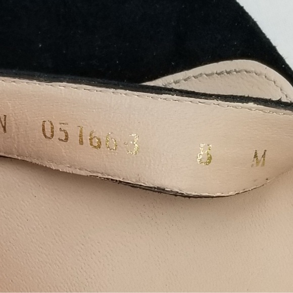 Stuart Weitzman Suede Heels - Picture 4 of 4